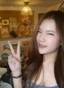Jinnie - Thailand