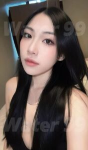 Anh Anh - Vietnam